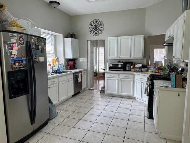 Foto del edificio - 3118 Lakefield Way