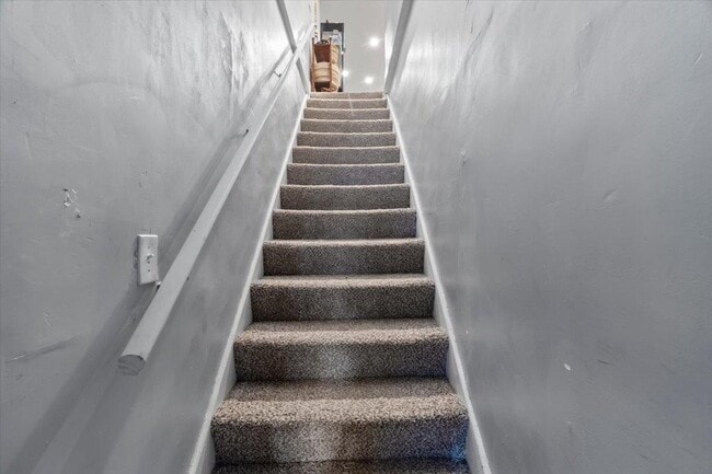 Photo - 227 N Willett St House