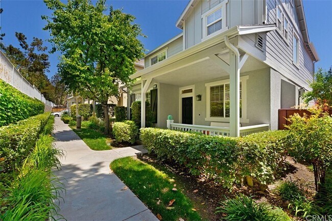 Building Photo - 3 Bluff Cove Dr