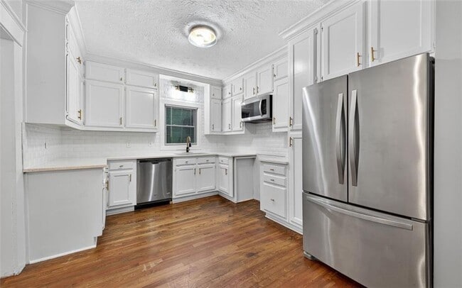 Foto del edificio - 6453 Shadow Rock Dr