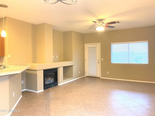 Foto del edificio - 3799 E Thunderheart Trail