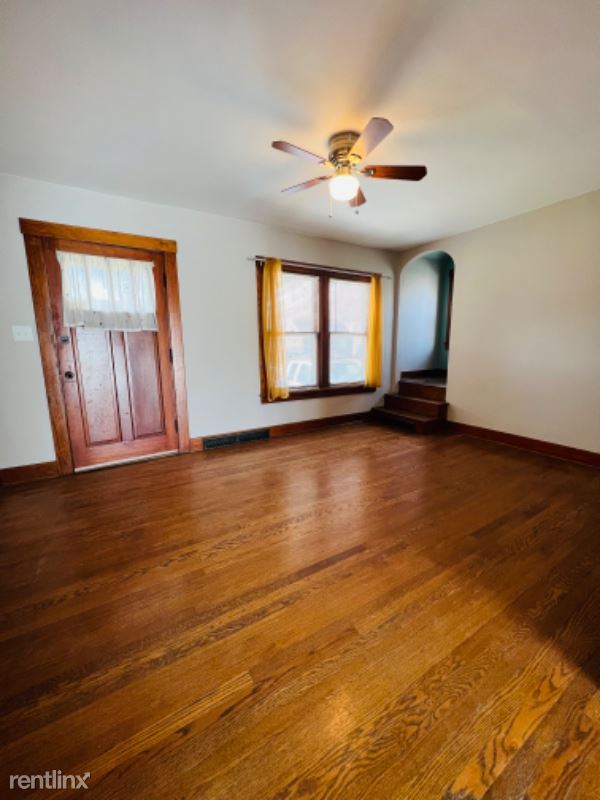 Building Photo - 3 br, 1.5 bath House - 6116 Pinkney St