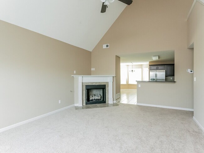 Building Photo - 7957 Gardendale Dr