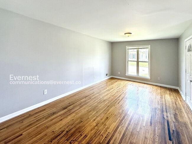 Foto del edificio - 8047 2nd Ave S
