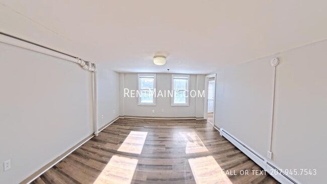 Building Photo - 2412 Western Ave