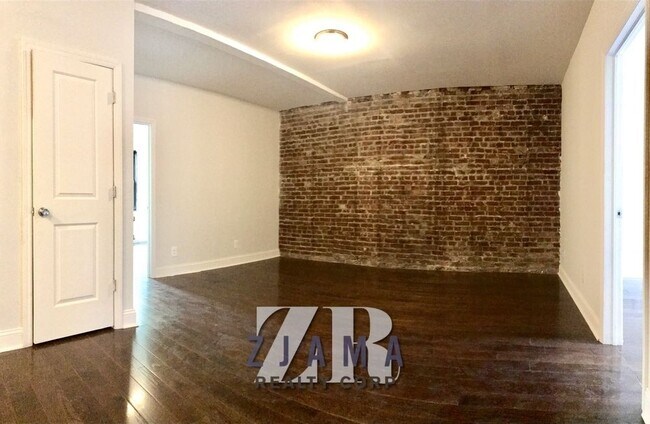 Foto del edificio - 245 Hawthorne St