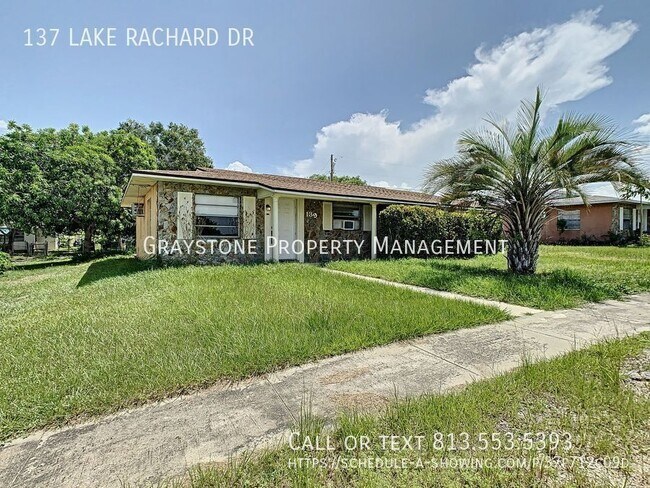 Foto del edificio - 137 Lake Rachard Dr
