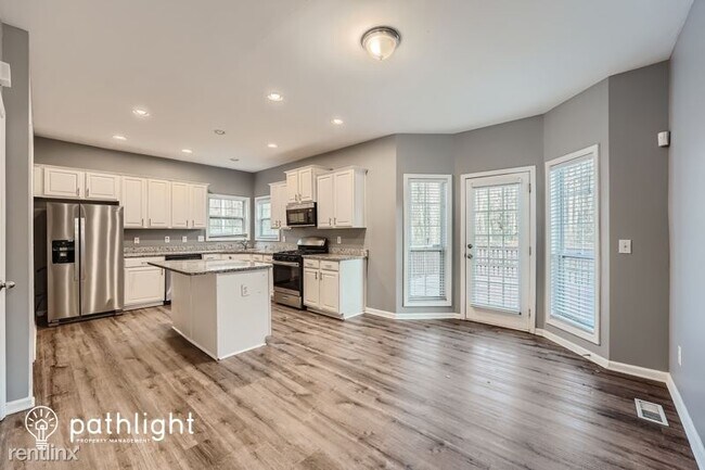 Building Photo - 4 br, 3 bath House - 3890 Brentview Place ...