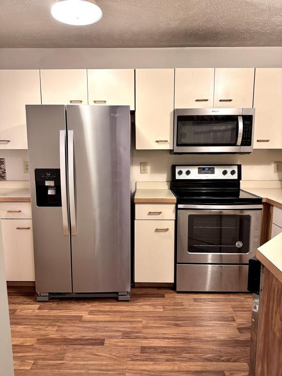 Foto del edificio - 1002 Brookhollow Dr