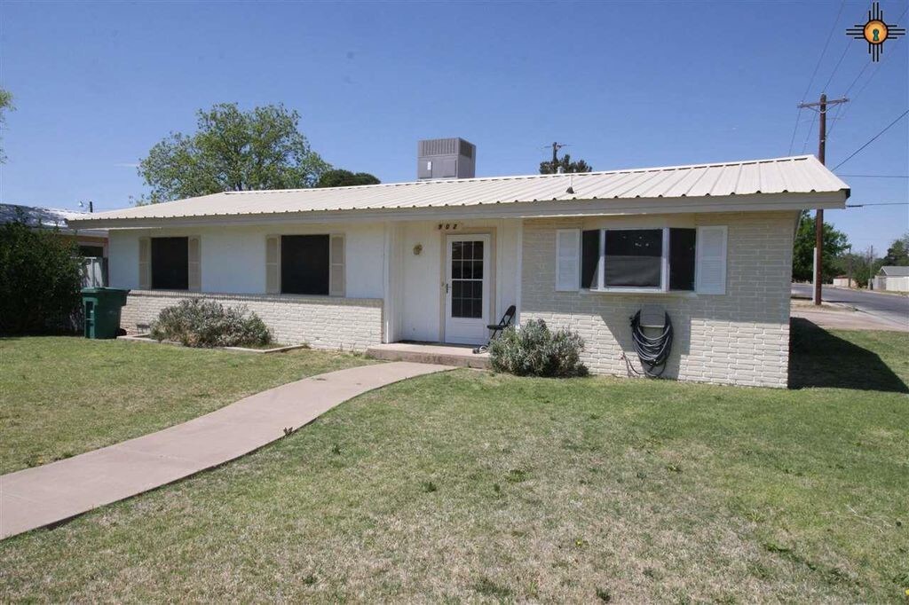 Primary Photo - 902 W Gore Ave