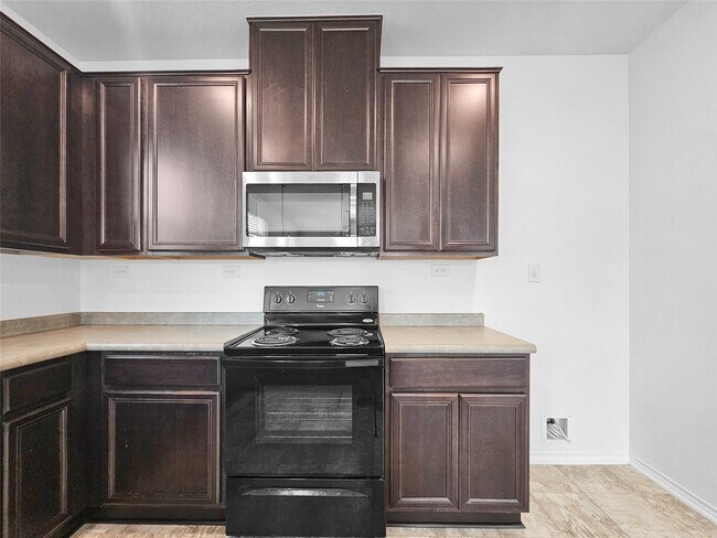 Foto del edificio - 4443 Donley Byu