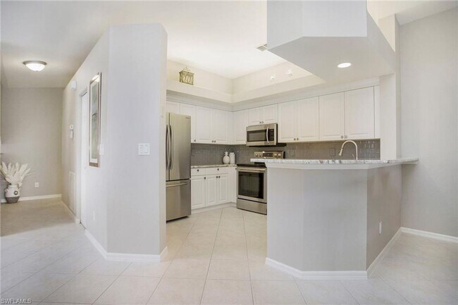 Foto del edificio - 23821 Marbella Bay Rd