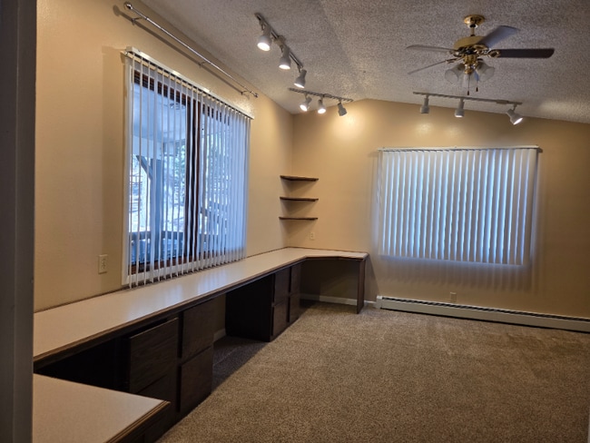 Photo - 4745 Shady Ln House