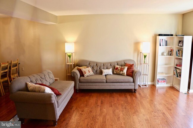 Building Photo - 13504 Canada Goose Ct