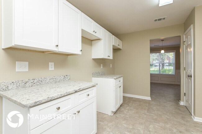 Foto del edificio - 5388 Winding Glen Dr