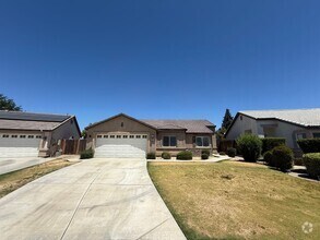 Building Photo - 9910 Discovery Ridge Ave