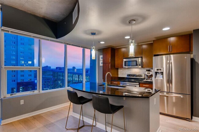 Building Photo - 891 14th St