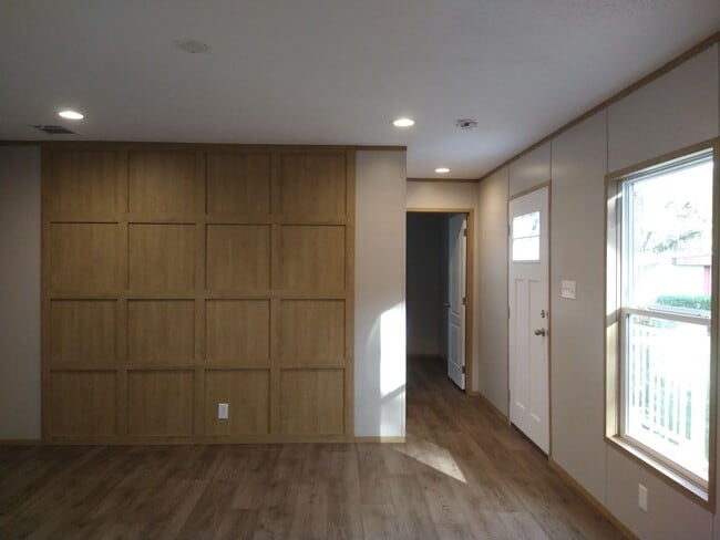 Foto del edificio - 5540 Jennie St