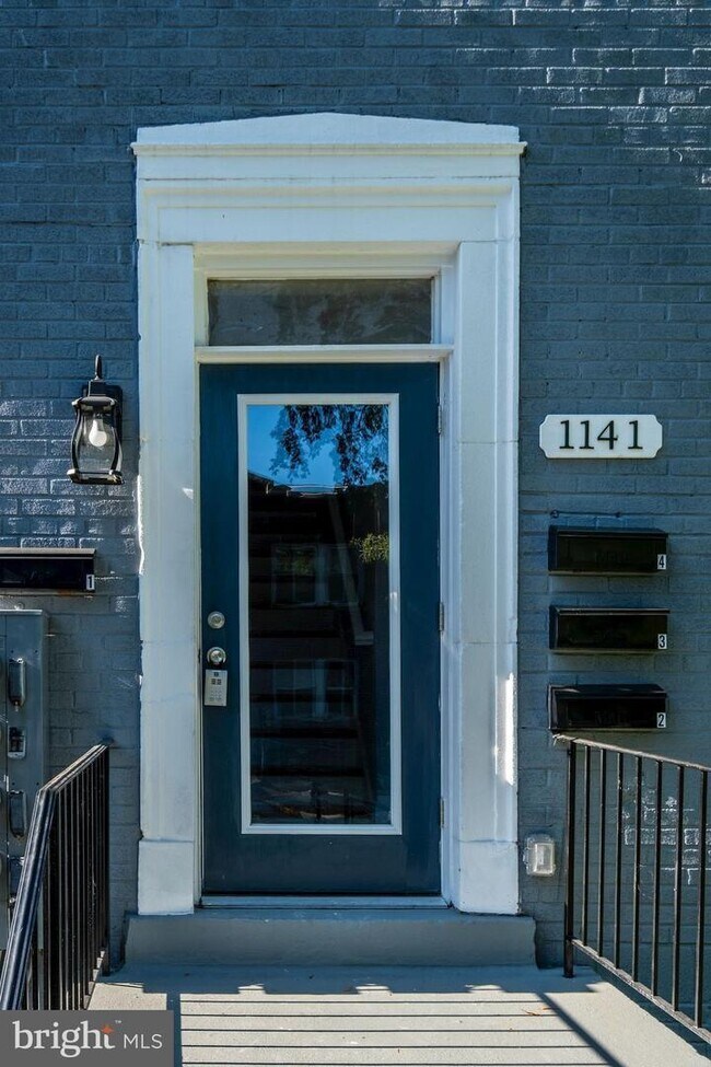 Foto del edificio - 1141 Owen Pl NE