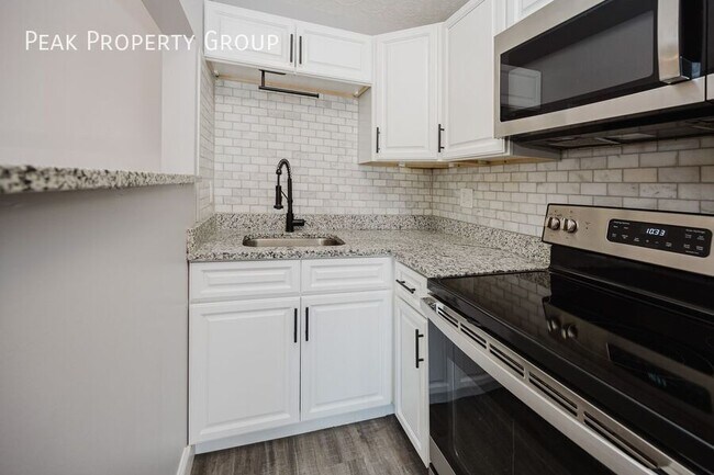 Foto del edificio - 6300 Montgomery Rd