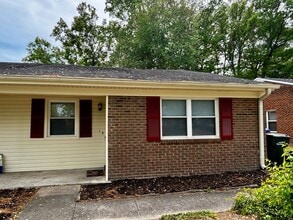 Building Photo - 4605 Hardy Ct