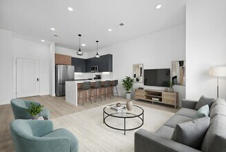 Building Photo - 17 Ave E