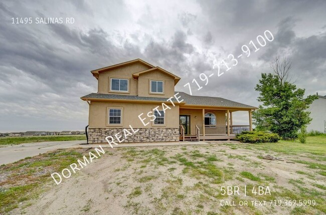 Building Photo - 5-Bedroom Home!