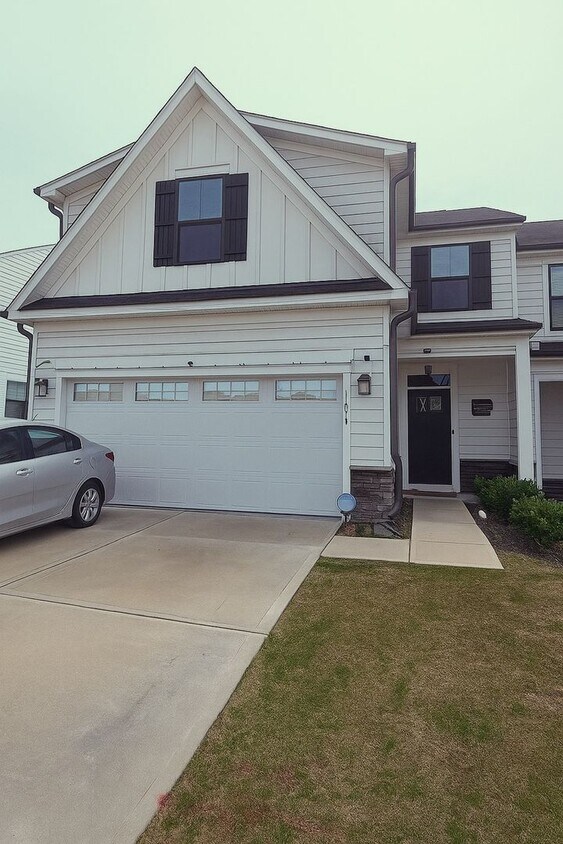 Foto principal - 7017 Old Evergreen Pkwy