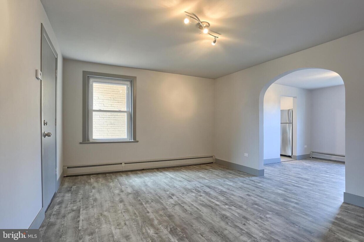 200 Jackson St Unit E, Port Carbon, PA 17965 Apartment for Rent in