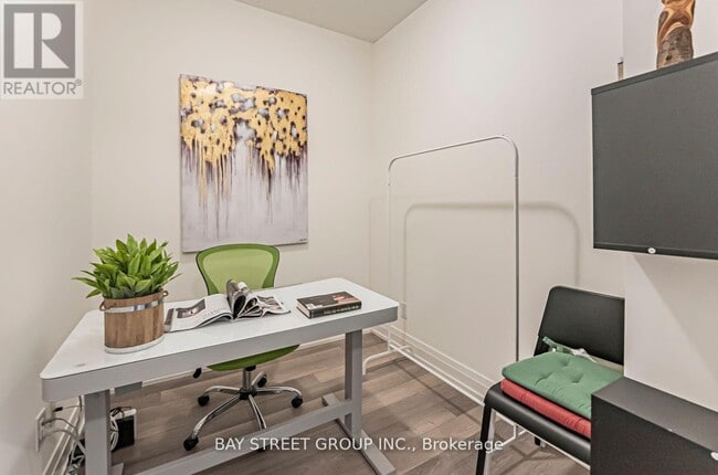 Photo du bâtiment - 7167-7167 Yonge St