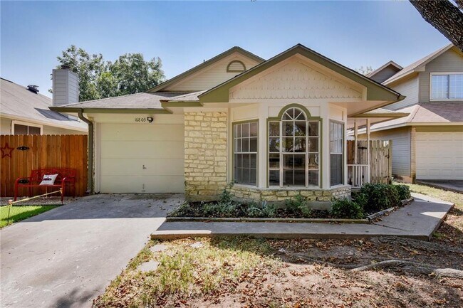 Foto del edificio - 16803 Pocono Dr