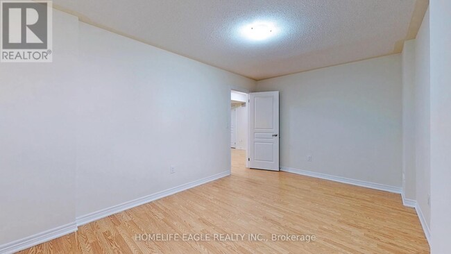 Building Photo - 5 Military Ct