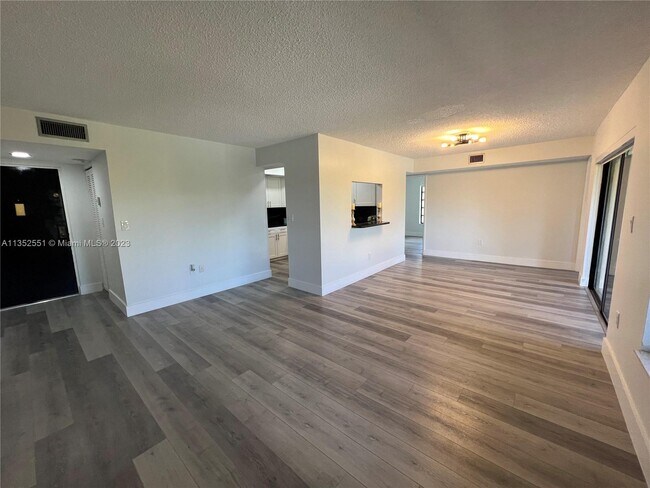 Foto del edificio - 9022 SW 123rd Ct