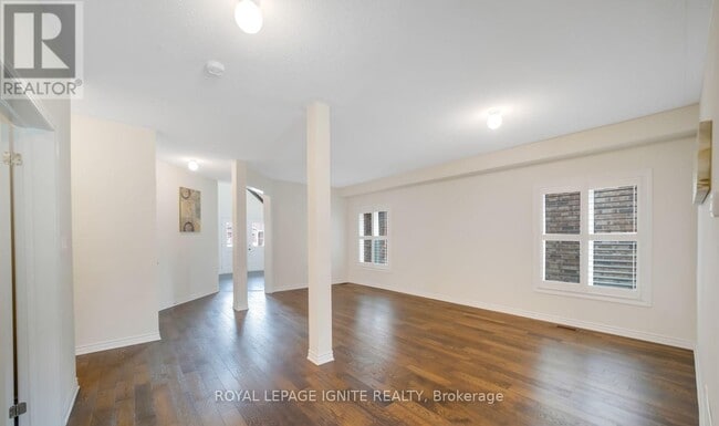 Building Photo - 35 Jardine St