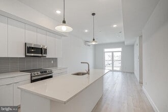 Building Photo - 2654 Coral St