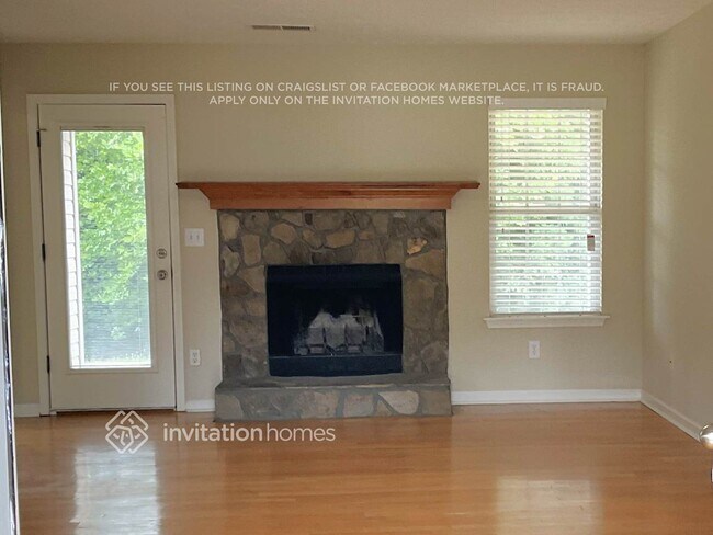 Foto del edificio - 2975 Hampton Valley Dr SE