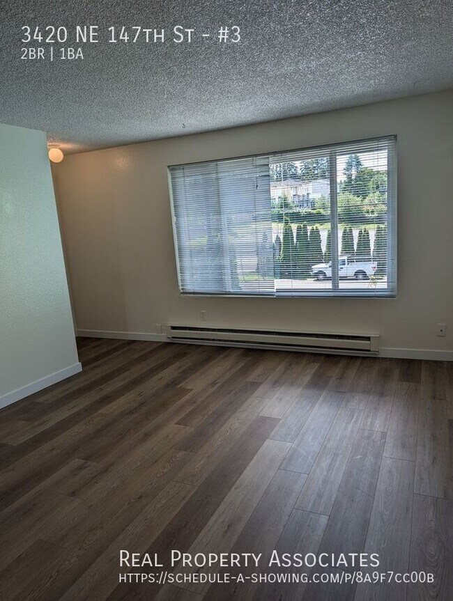 Foto del edificio - Lake Forest Park | 2 Bed 1 Bath remodeled ...