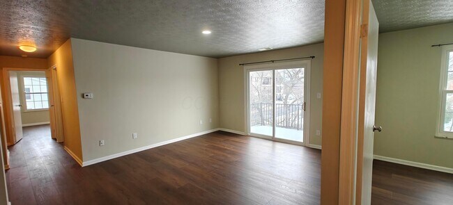 Foto del edificio - 1540 Slade Ave