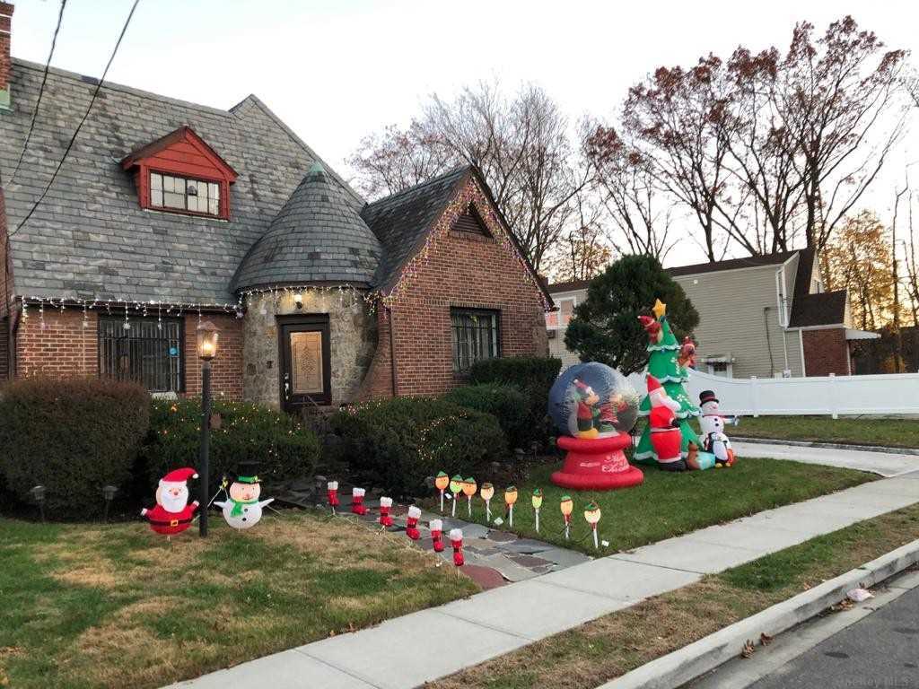 Foto del edificio - 19 Nassau Ct