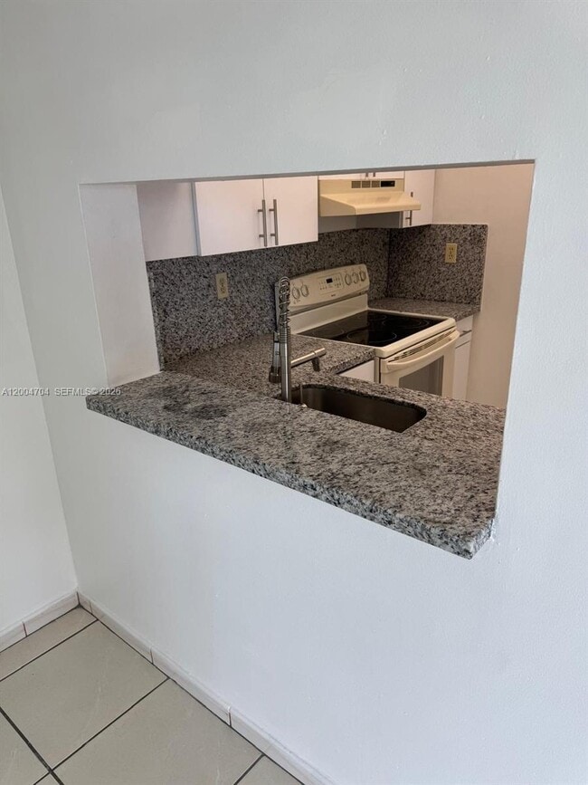 Foto del edificio - 11790 SW 18th St