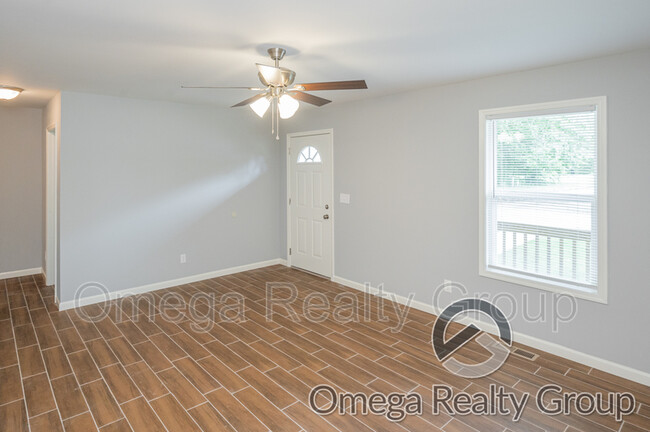 Building Photo - 1174 Aquarius Dr