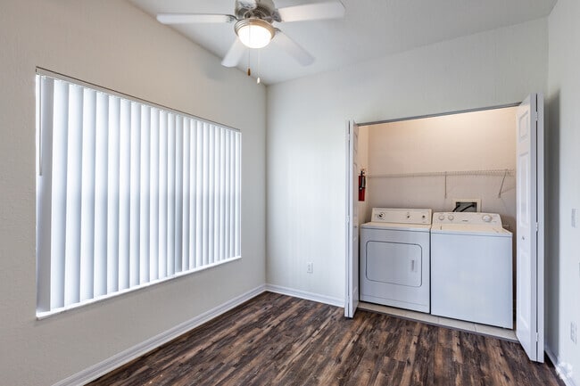 1 BR, 1 BA - 963SF - Highlands At Heathbrook