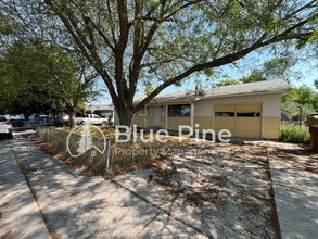 Building Photo - 5646 Eve St