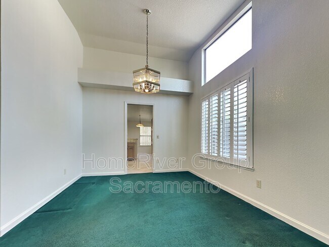 Building Photo - 8143 Palmerson Dr