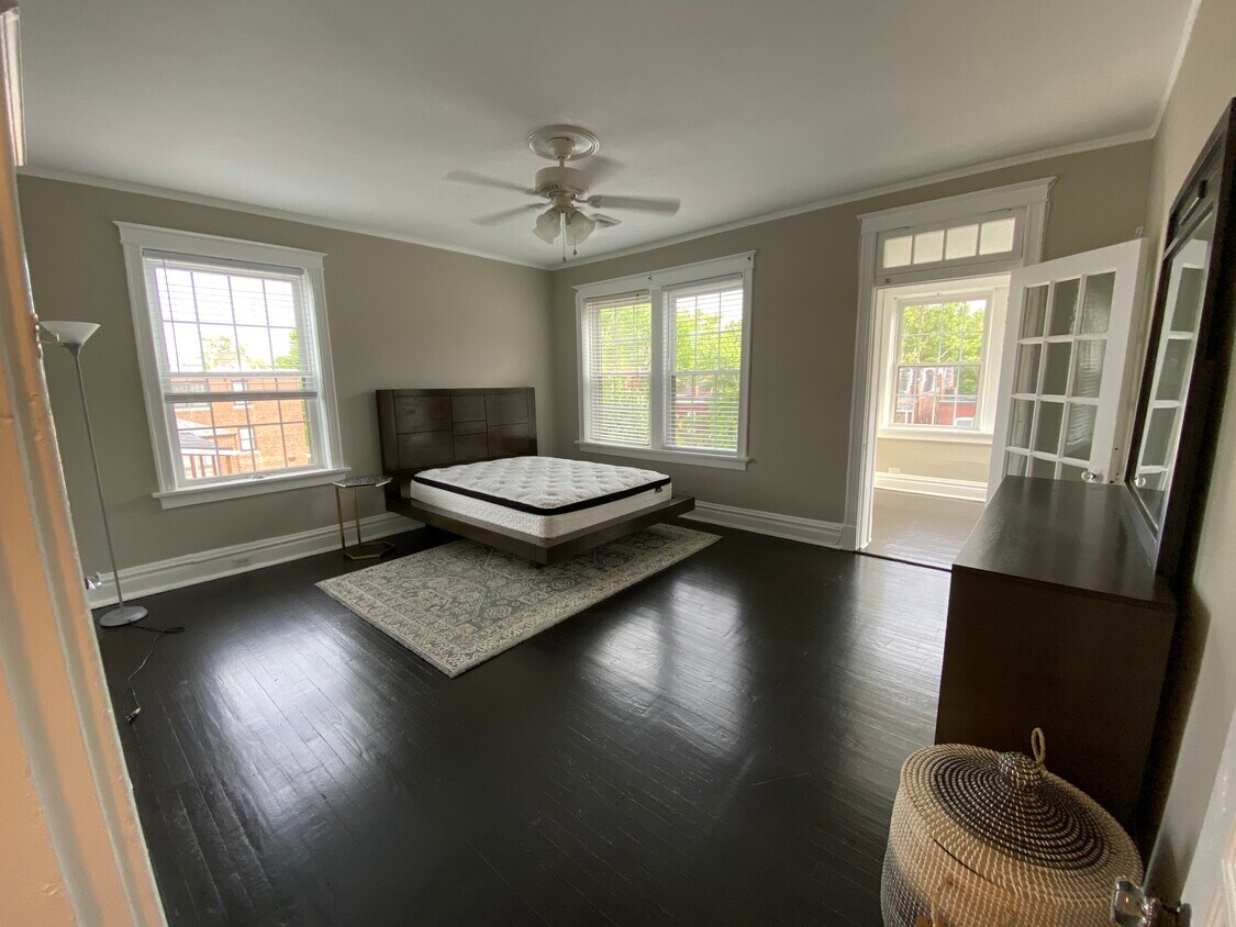 Foto principal - 6186 Waterman Blvd