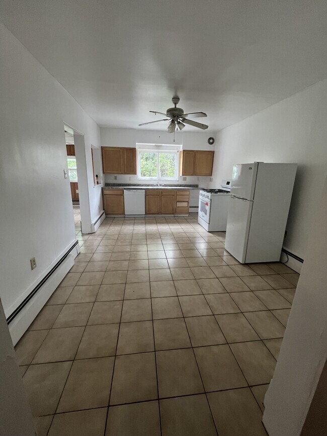 Foto del edificio - 2402 Cobden St