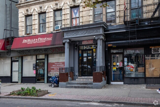 Foto del edificio - 239 S 3rd St
