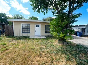 Building Photo - 4613 Odem Dr