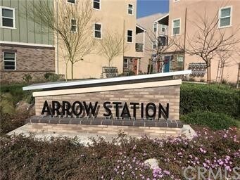 Foto del edificio - 8861 Ash Ave