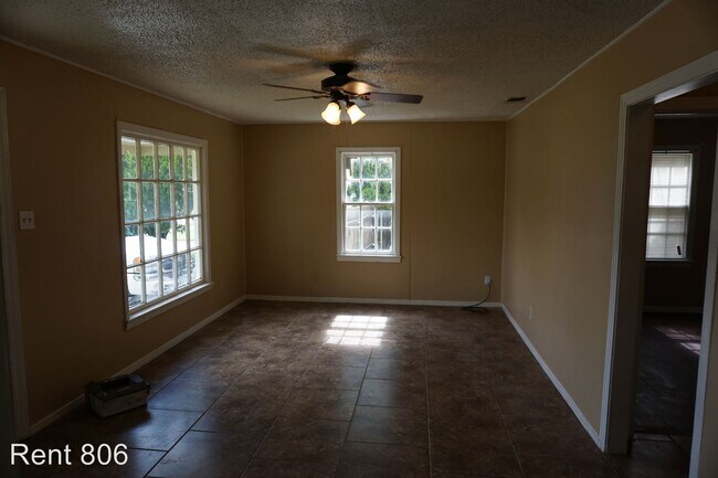Foto del edificio - 2 br, 1 bath Apartment - 2819 38TH